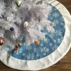 Costumescenter Xmas Snowflake Blue Tree Skirt Holiday Decor